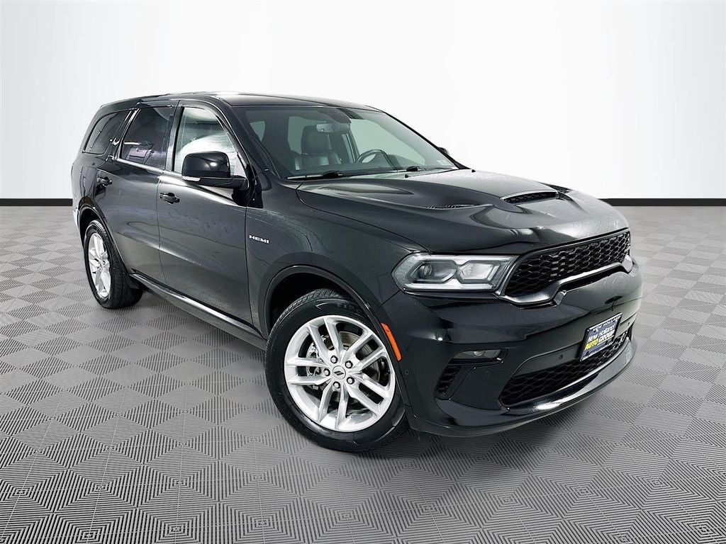 2022 Dodge Durango R/T in Black Clearcoat — front three-quarter view