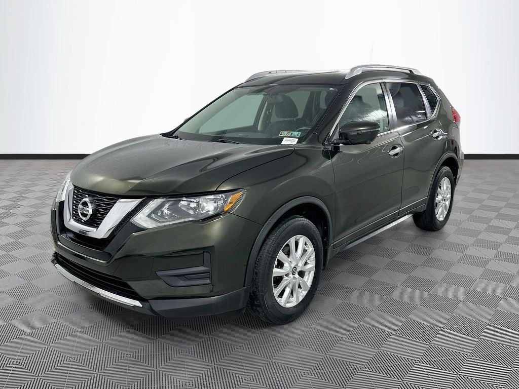 2017 Nissan Rogue — rear three-quarter view